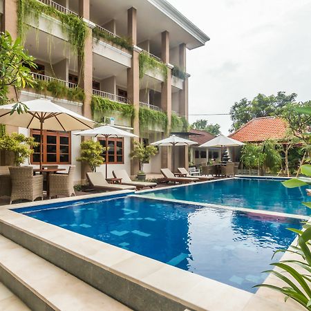 Zen Rooms Basic Kuta Kubu Anyar Екстер'єр фото