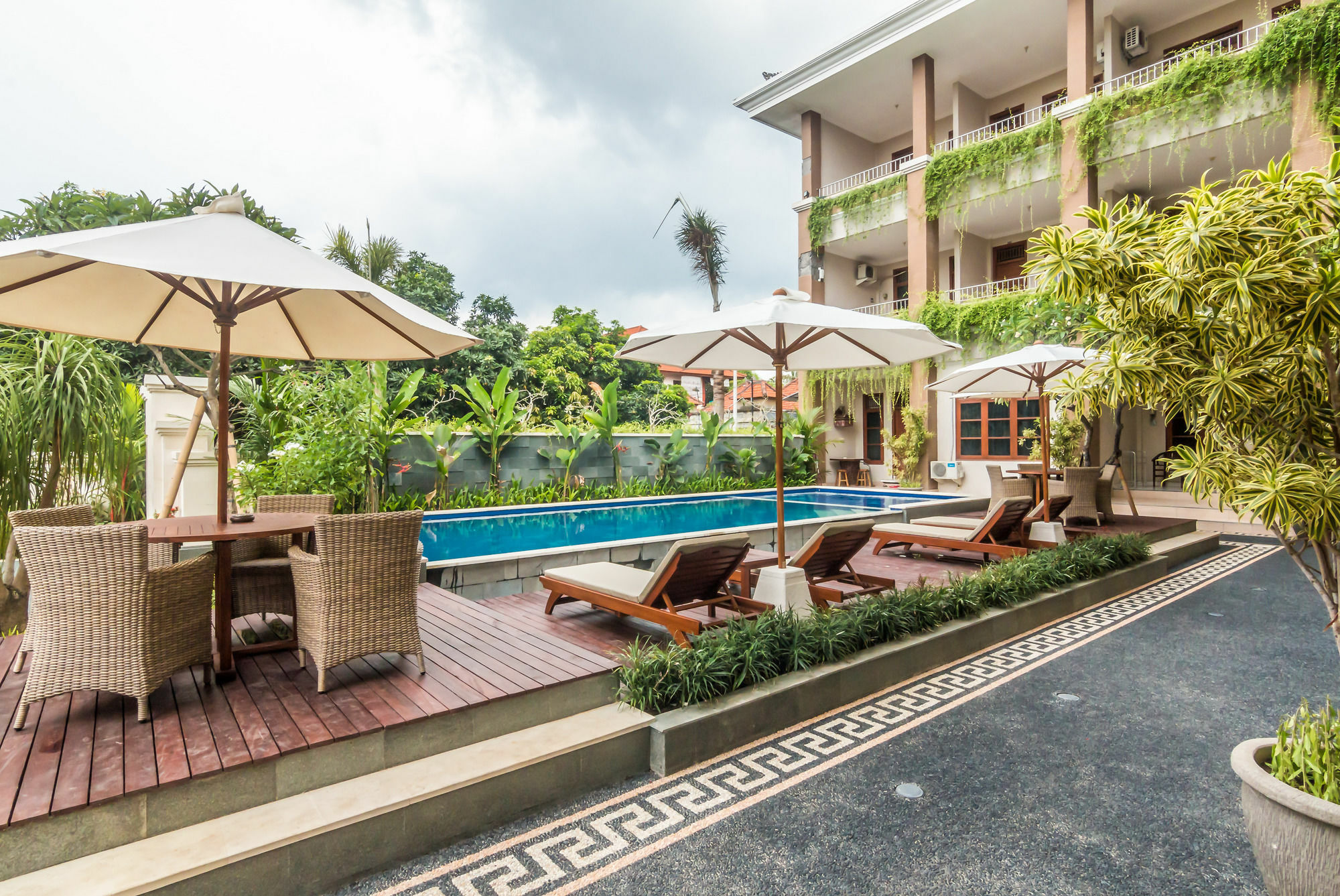 Zen Rooms Basic Kuta Kubu Anyar Екстер'єр фото